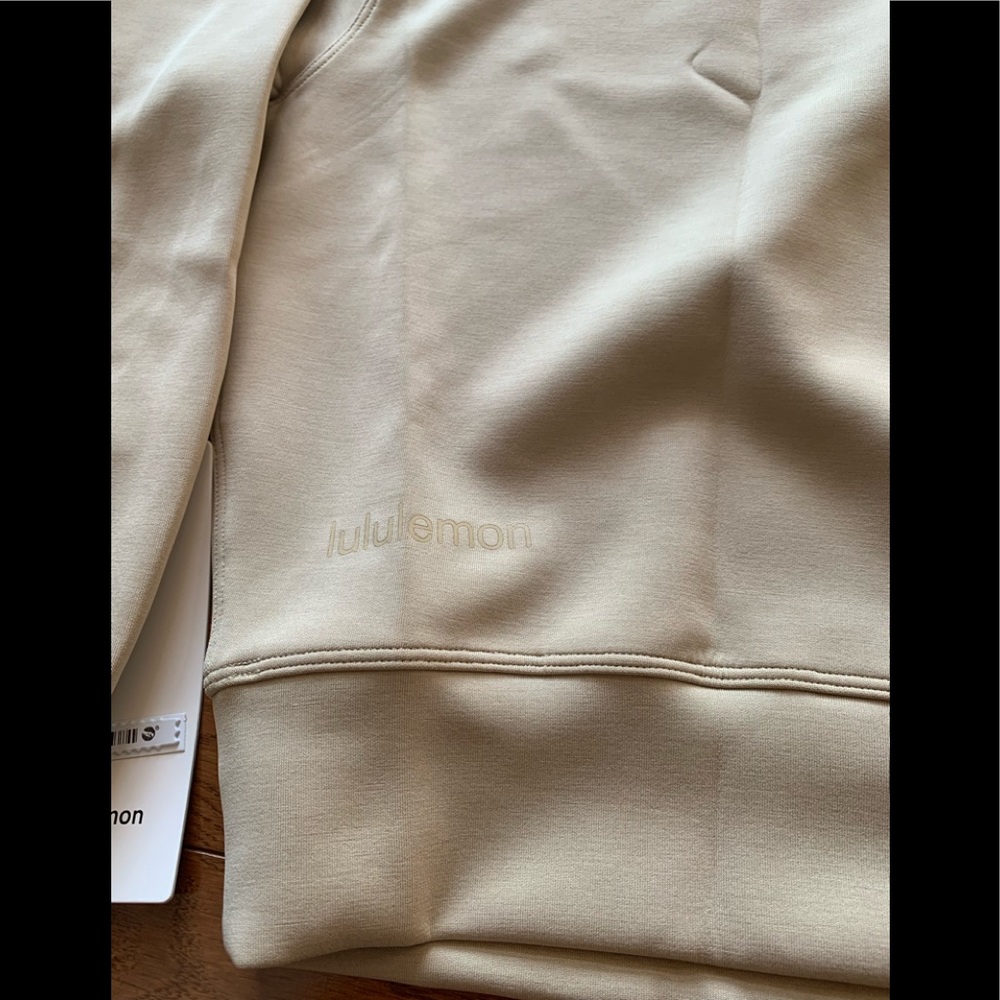 LULULEMON PERFECTLY OVERSIZED CROPPED CREW-TRENCH - Picture 11 of 13
